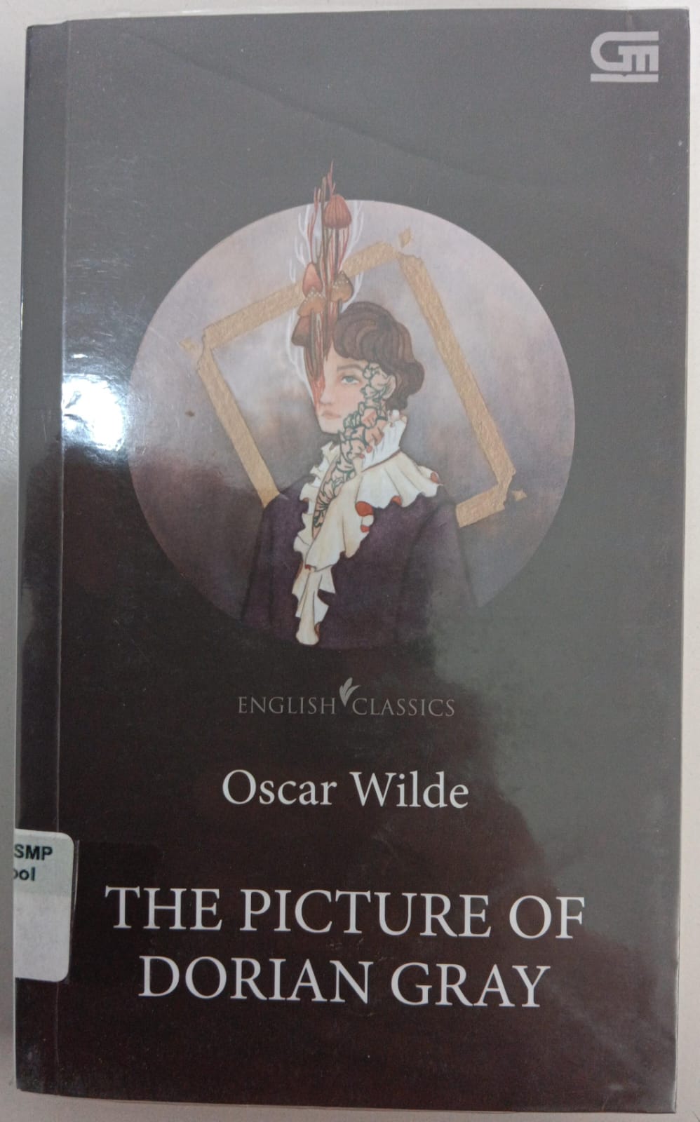 English Classic ; The Picture of Dorian Gray