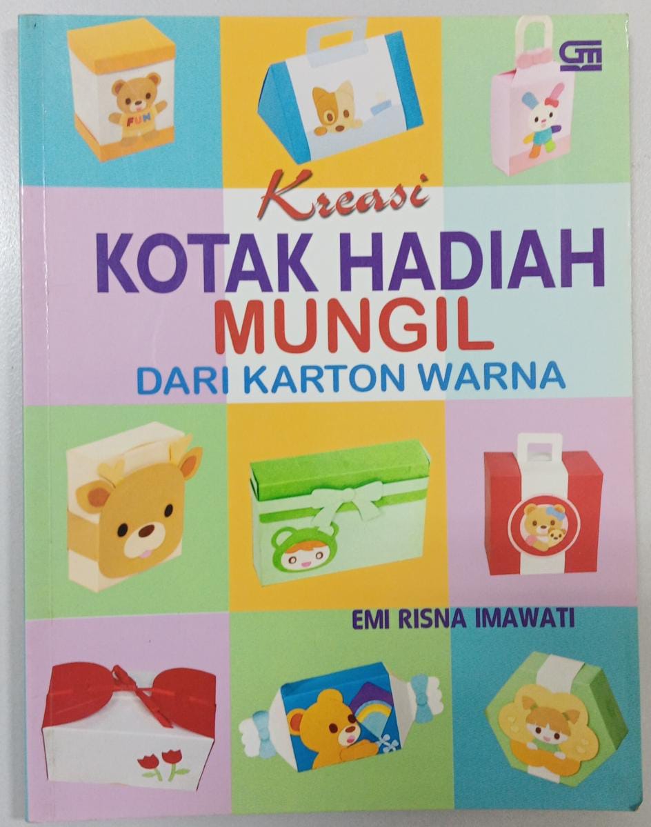Kreasi Kotak Hadiah Mungil Dari Karton Warna